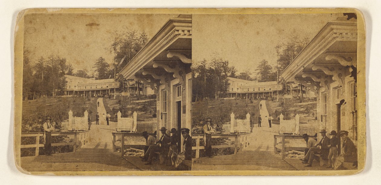 A Casa da Montanha Cresson. Situada num dos picos mais altos dos Alleghenies...[Pennsylvania Central R.R.] de Edward and Henry T. Anthony and Co.