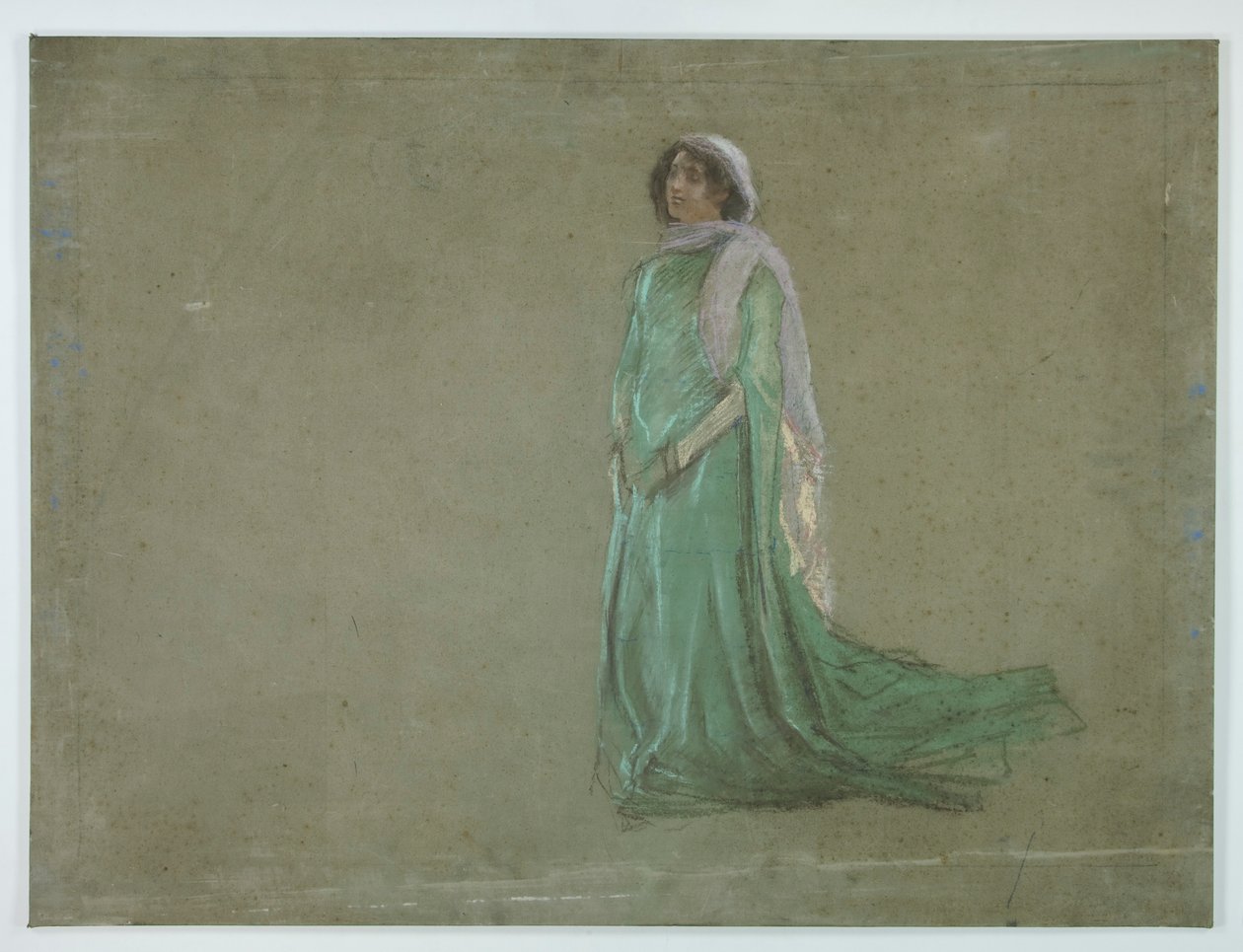Estudo, mulher com vestido verde longo, lenço cor-de-rosa de Edwin Austin Abbey