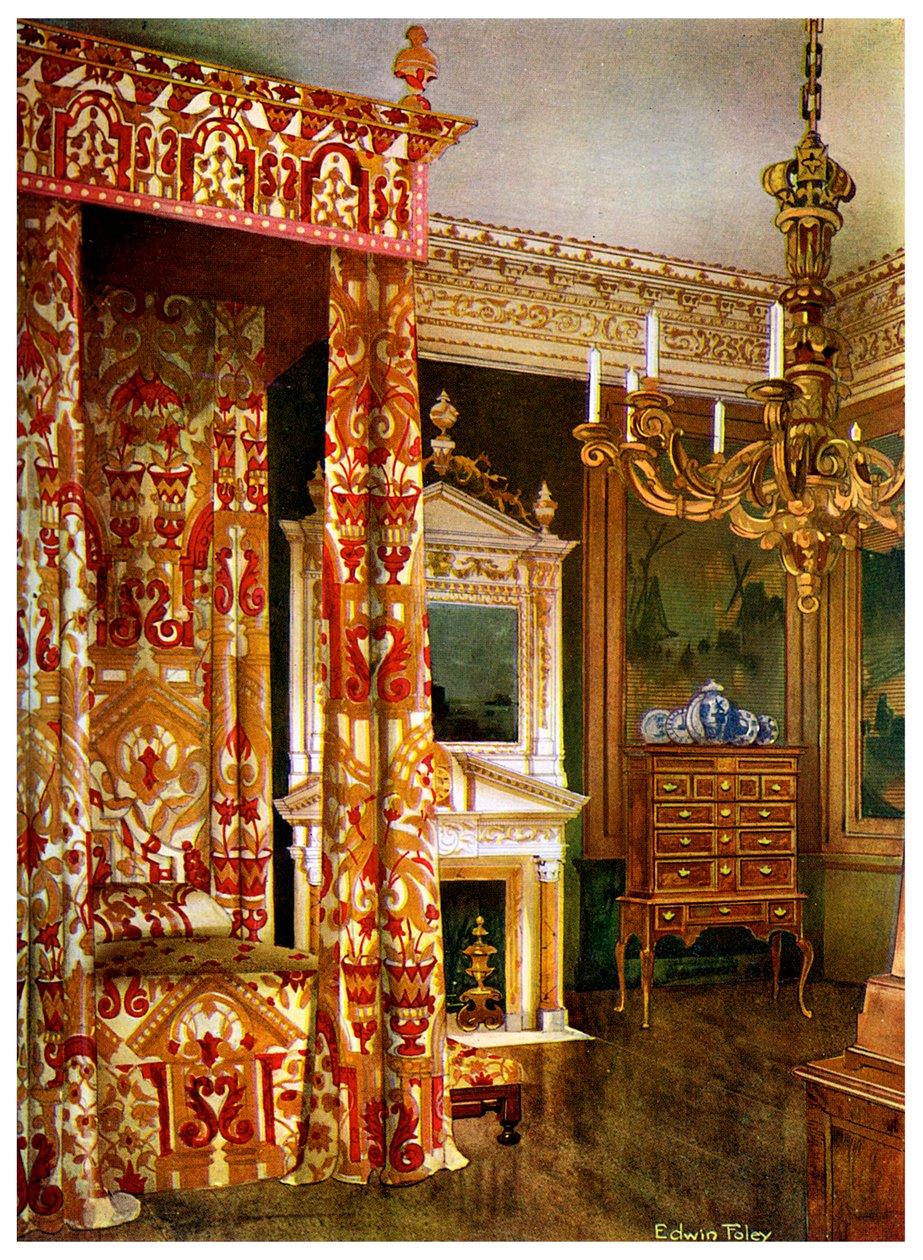 Cama da rainha Annes, cômoda sobre um suporte e candelabros de madeira, 1910. de Edwin Foley