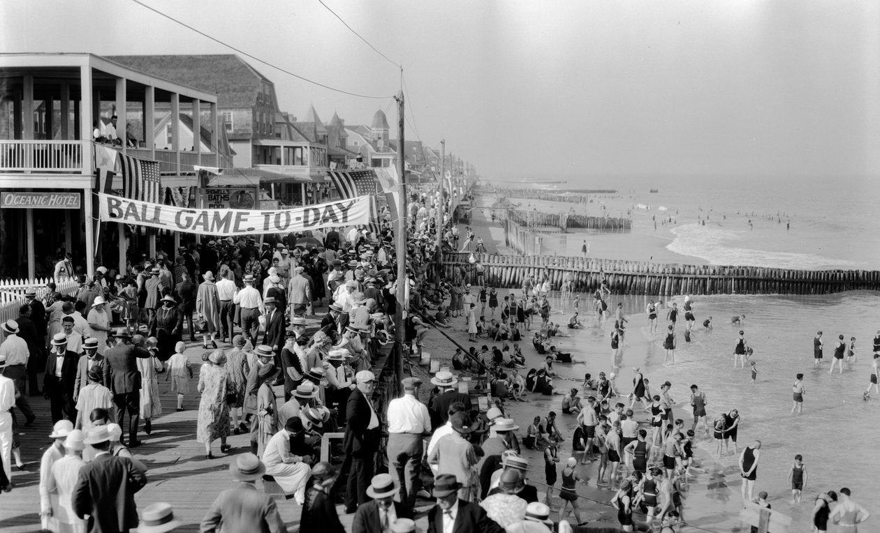 Atlantic City no verão com o passeio marítimo de Edwin L. Wisherd
