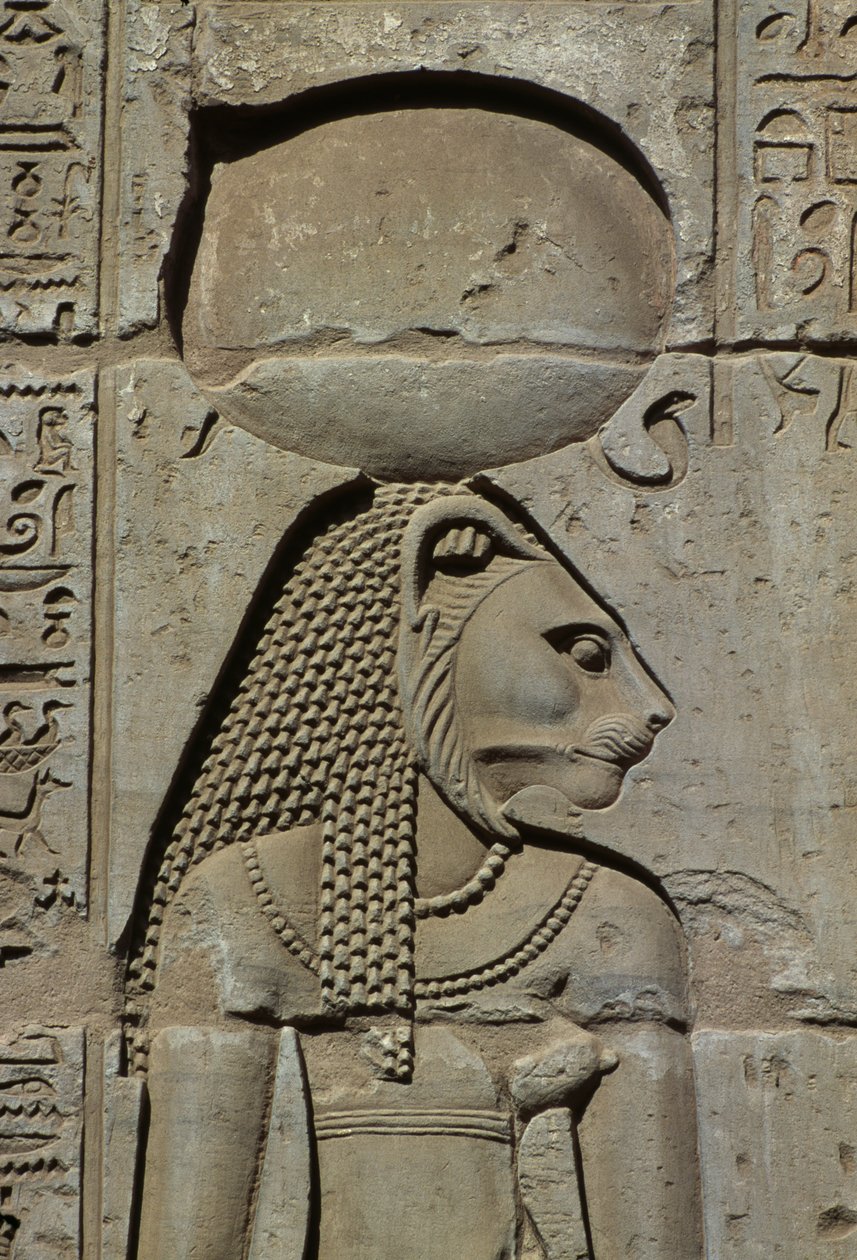 Detalhe de um relevo, pedra de Bastet de Egyptian