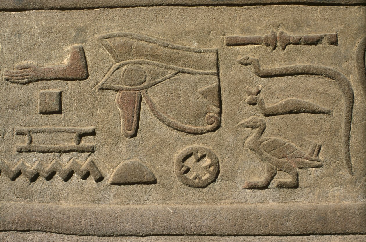 Detalhe, de, um, alívio, hieroglyphs, pedra calcária de Egyptian