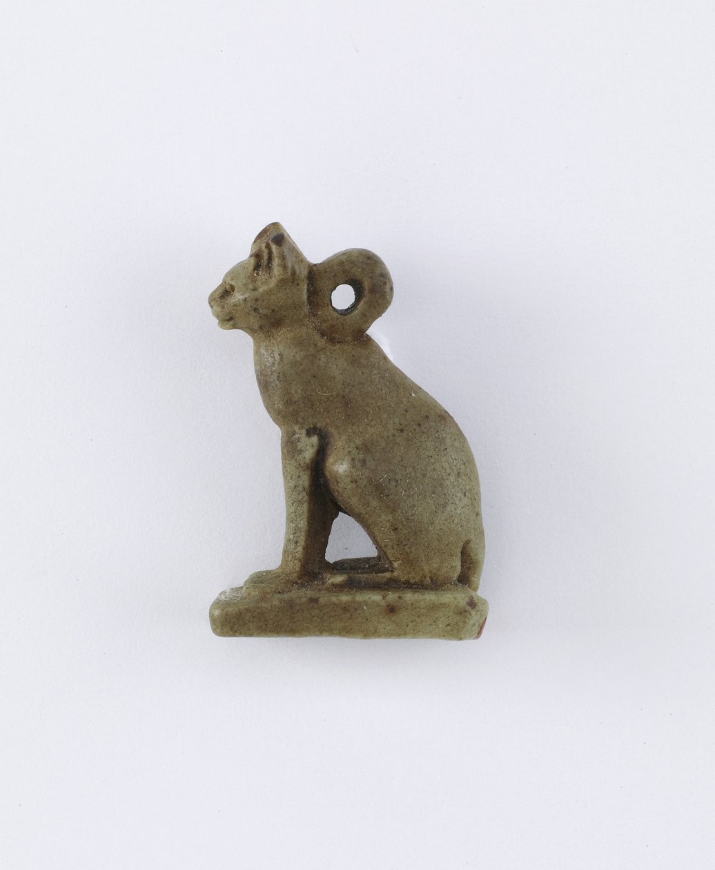 Gato sentado, possivelmente período tardio ou período de Saite, 664-525 aC (argila) de Egyptian