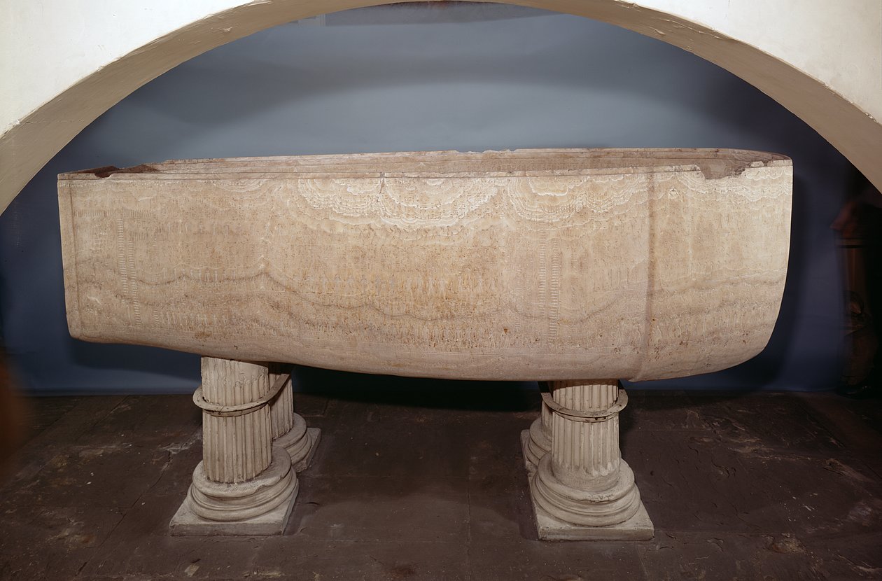 O sarcófago de Seti I, vista lateral, c.1300 aC (calcário) (veja também 80689) de Egyptian 19th Dynasty