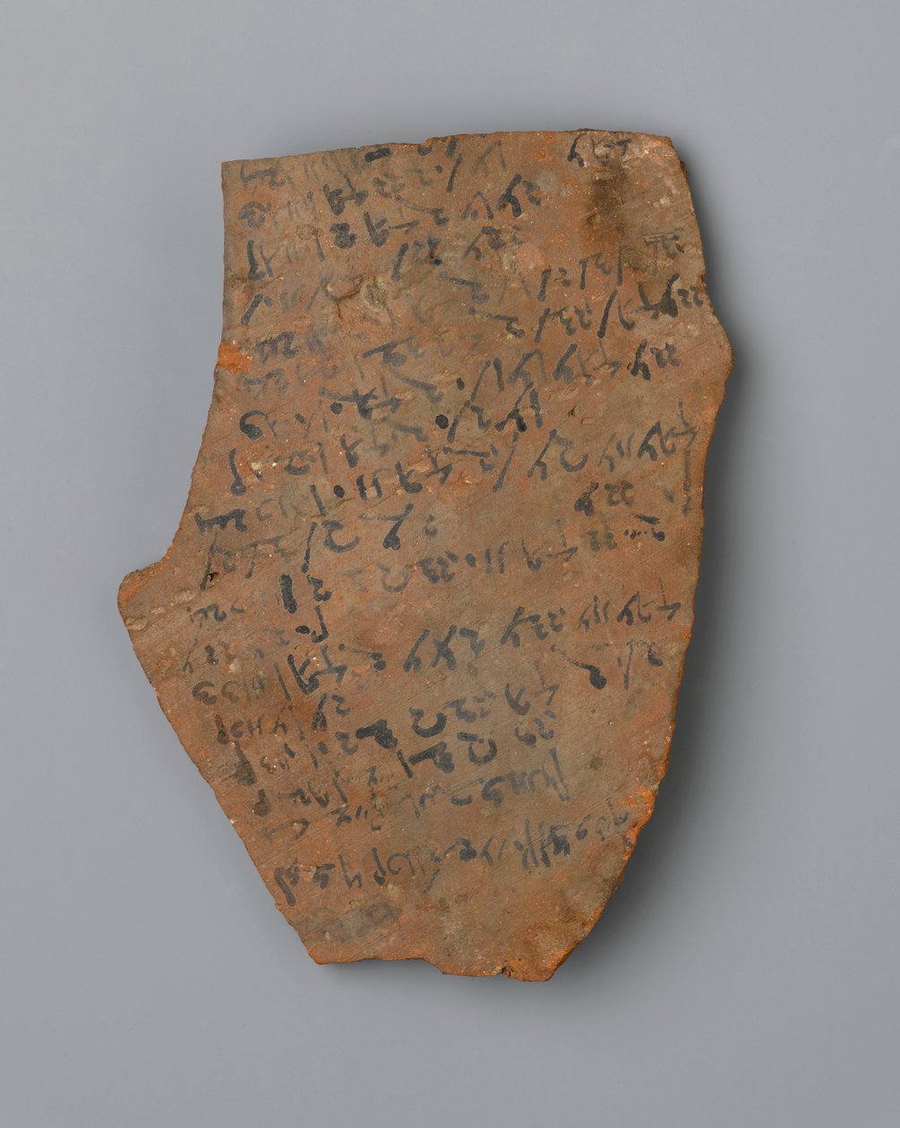 Lista de Ostrakon de tempos de iluminação, possivelmente de Elefantina (terracota) de Egyptian