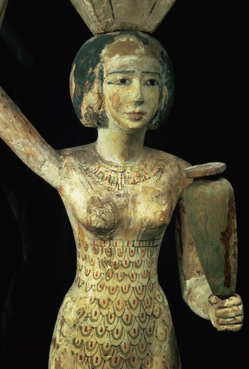Fêmea portadora de oferendas com um vaso de água na mão e um recipiente na cabeça, egípcia, Reino do Meio, c.1950 a.C. (madeira de figo estucado e pintado) (detalhe de 93791) de Egyptian 12th Dynasty