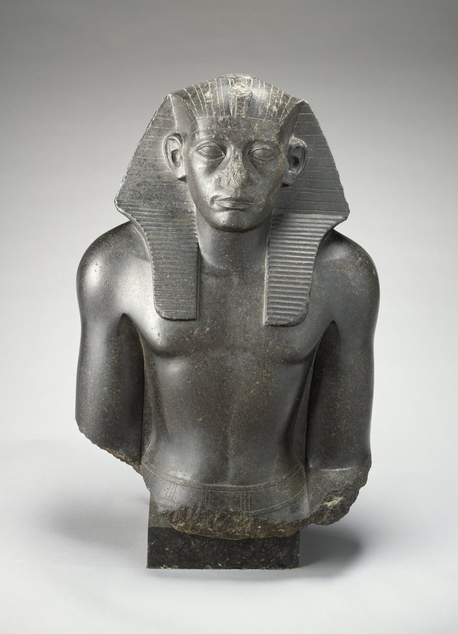Cabeça e tronco masculino de uma estátua sentada do rei Sesostris III? do Egipto de Egyptian 13th Dynasty