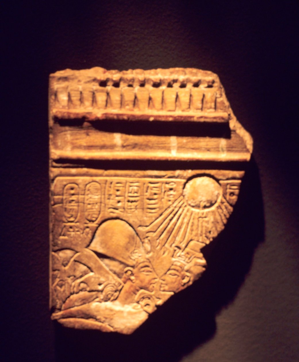 Fragmento de alívio Akhenaten & Nefertiti de Egyptian 18th Dynasty