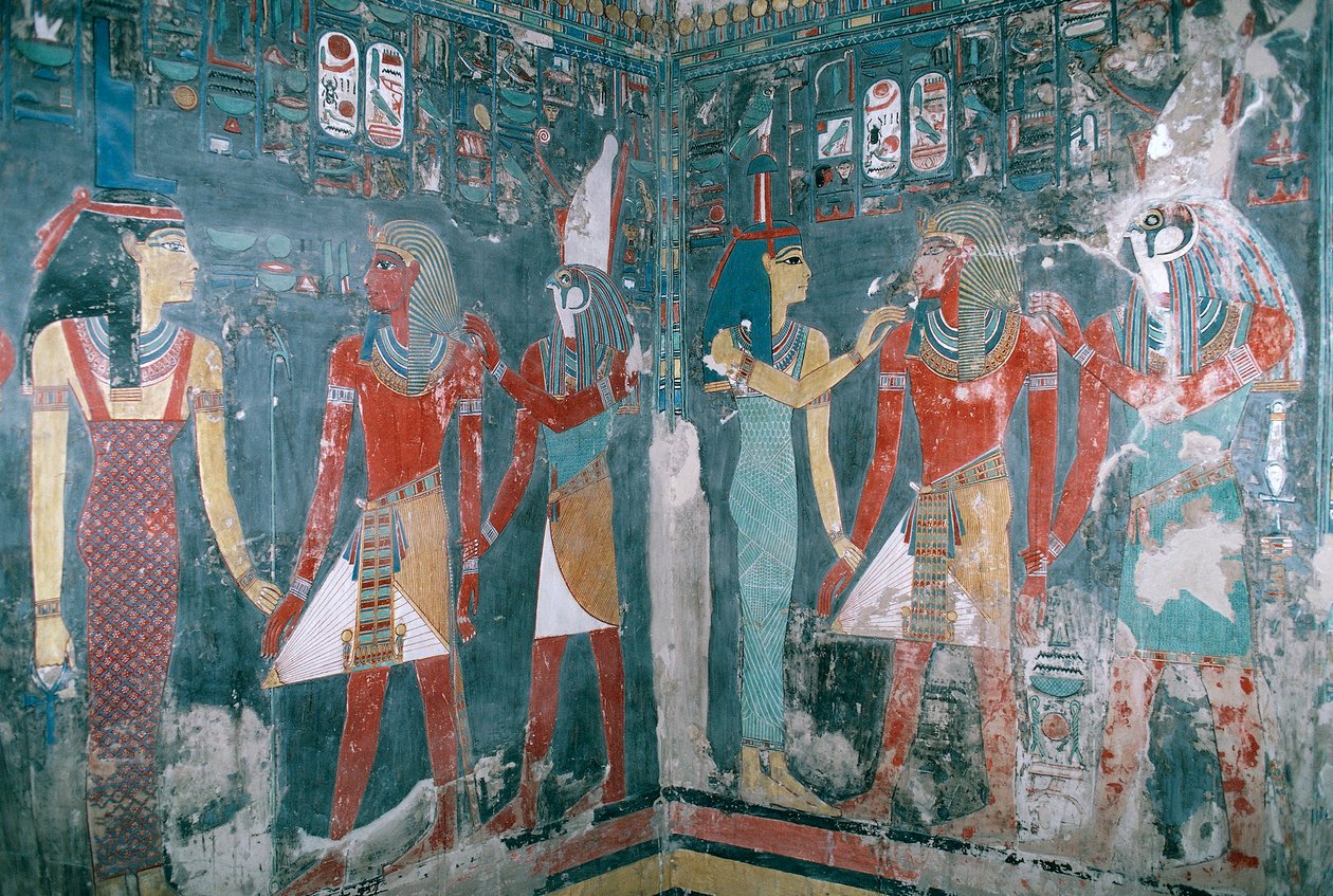 Egipto, Tebas, Luxor, Vale dos Reis, Túmulo de Horemheb, Pintura mural representando Horemheb entre a deusa Ísis e o deus Hórus, Novo Reino, Dinastia XVIII de Egyptian 18th Dynasty