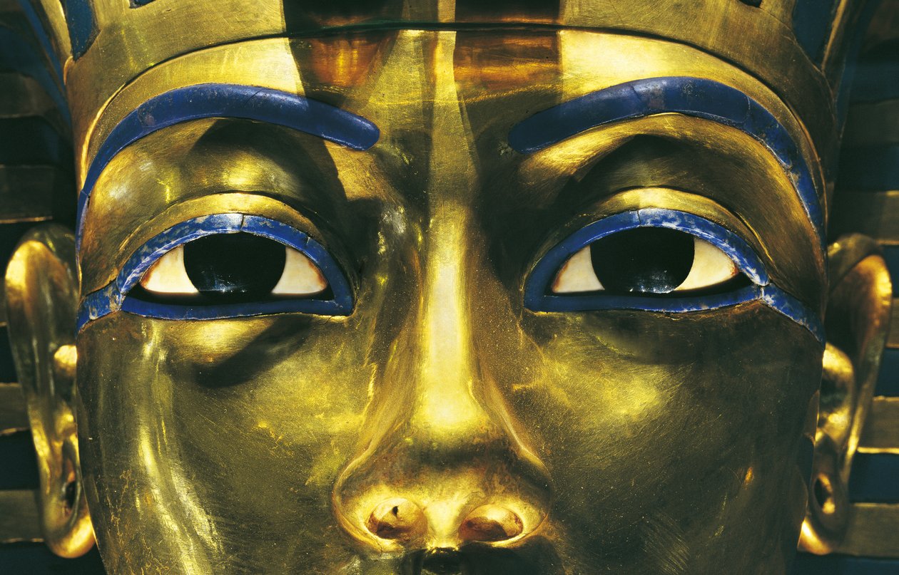 Egipto, Tebas, Luxor, Vale dos Reis, Túmulo de Tutankhamon, Tesouros de Tutankhamon, Máscara de Ouro do faraó de Egyptian 18th Dynasty