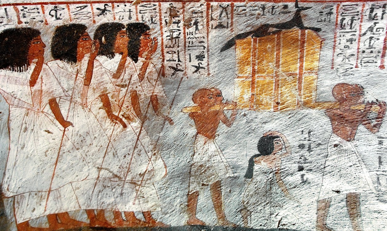 Antiquite egípcio: procissão com portadores de vasos de dossel usados para coletar as vísceras do falecido. Pintura da Tumba de Roy de Egyptian 18th Dynasty