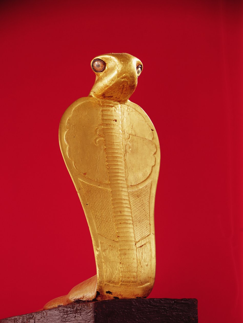 Figura da cobra Netjer-Ankh, do túmulo de Tutancâmon (c.1370-1352 aC) Novo Reino (madeira dourada) de Egyptian 18th Dynasty