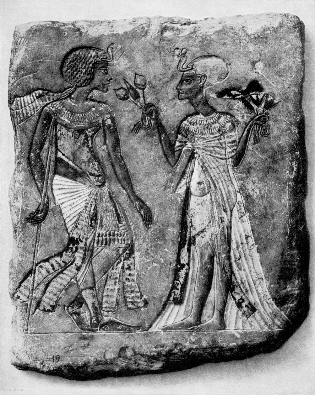 O Rei Amenófis IV do Egipto e a sua esposa de Egyptian 18th Dynasty
