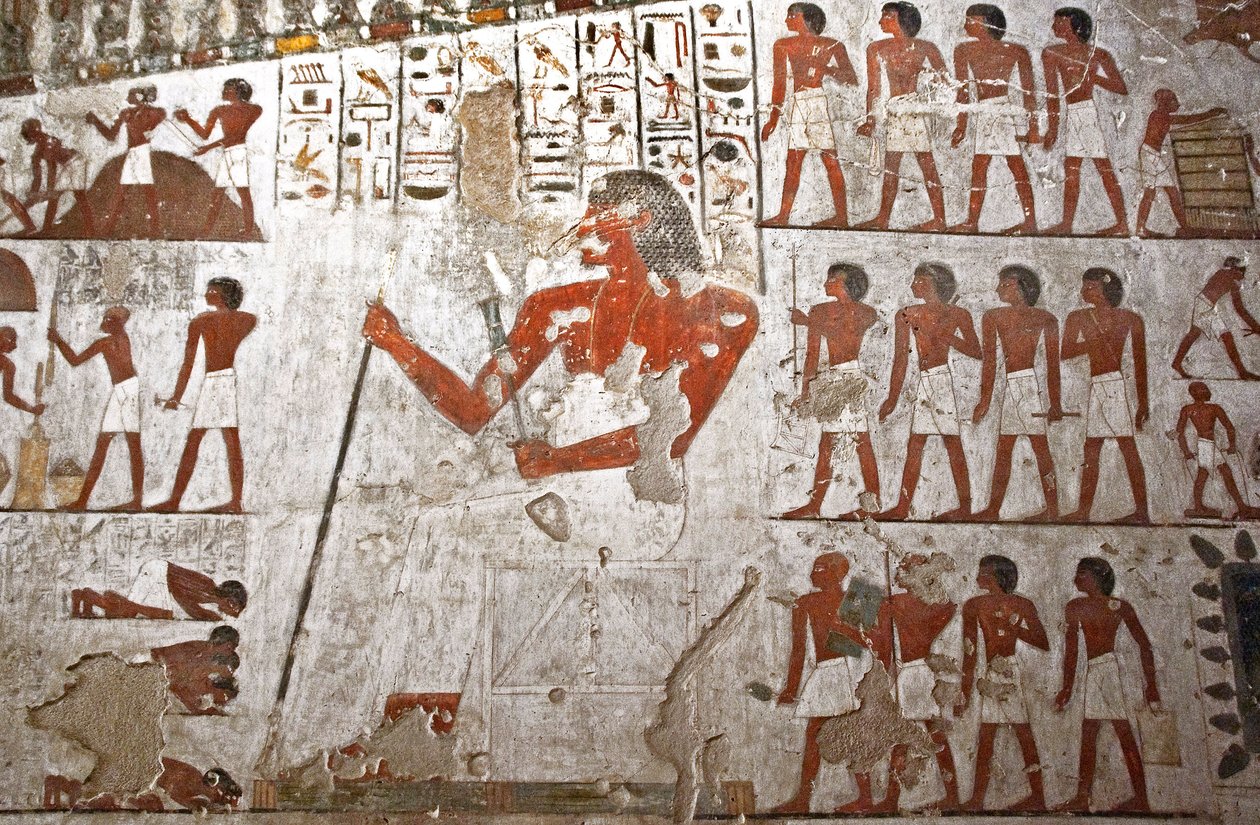 Pintura decorando o túmulo de Rekhmire, representado cercado por seus criados (fresco) de Egyptian 18th Dynasty