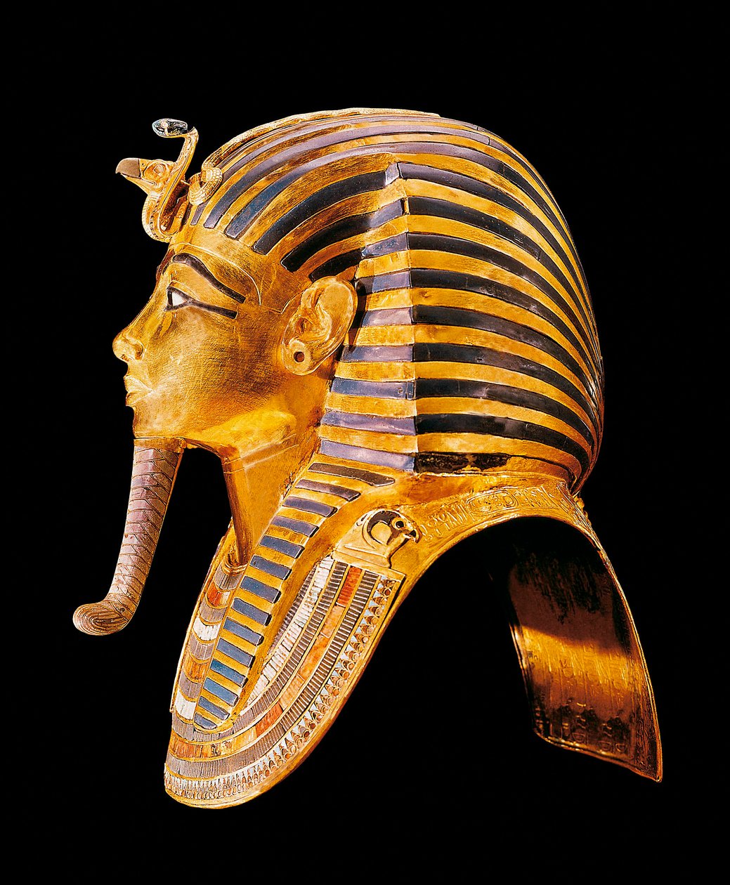 A máscara dourada de Tutankhamun. Por volta de 1340 a.C. Do túmulo de All-Ankh-Amon (Tutankhamun ou Tutankhamun), Vale dos Reis, Deir el Bahari (Dayr al-Bahri). Cairo. Museu egípcio. de Egyptian 18th Dynasty