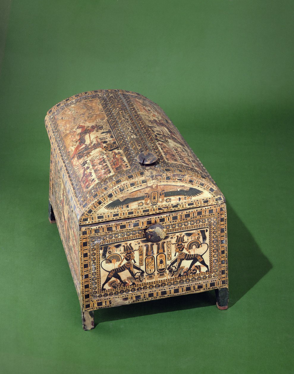 Tutankhamun Chest, New Kingdom, c.1340 aC (madeira pintada) de Egyptian 18th Dynasty