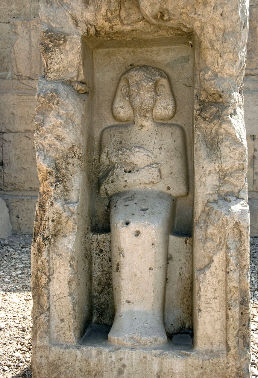 Arte Egípcia Antiga: Baixo Relevo de Deus Osíris no pátio do templo de Sethi I de Egyptian 19th Dynasty