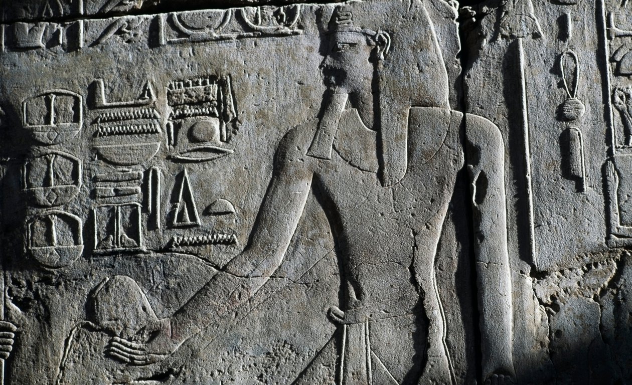 Baixo-relevo, Templo de Luxor, Luxor, Tebas (Património Mundial da UNESCO) de Egyptian 19th Dynasty