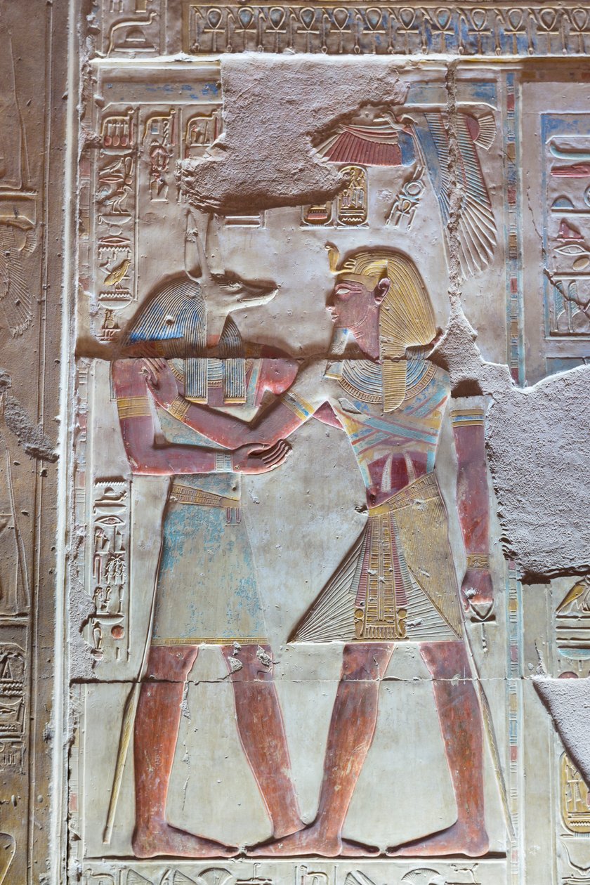 Relevo colorido, templo de Seti I, Abydos, Egipto de Egyptian 19th Dynasty