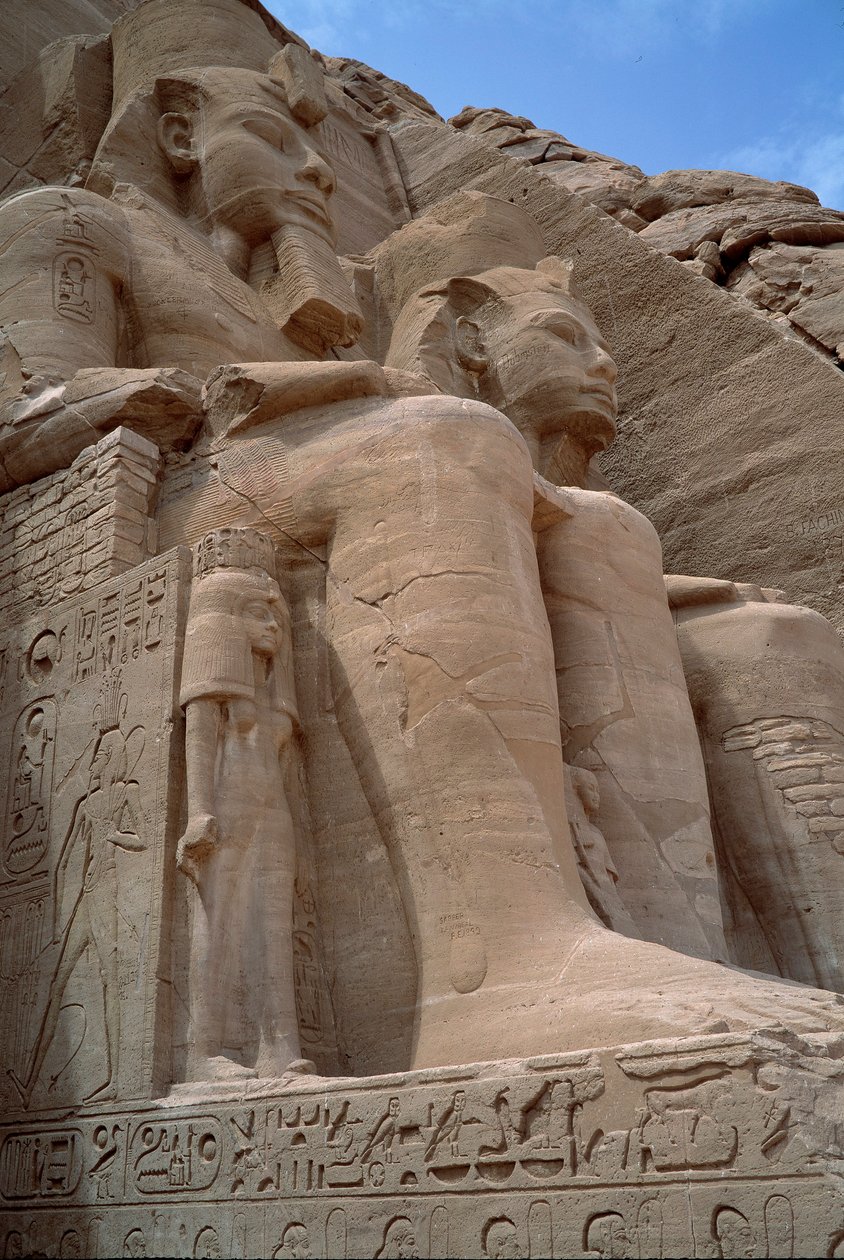 Antiquidade egípcia: Colosso do Templo de Ramsés II. 1271-1256 AC. Abu Simbel (Abu Simbel), Assuão, Egito de Egyptian 19th Dynasty
