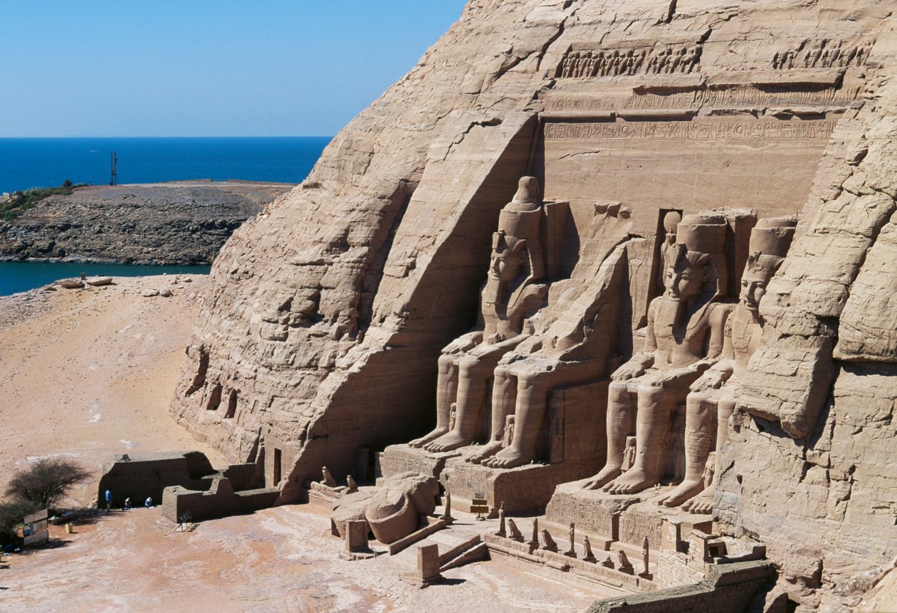 Fachada do Templo de Ramsés II, Abu Simbel, Egipto, Novo Reino, Dinastia XIX de Egyptian 19th Dynasty