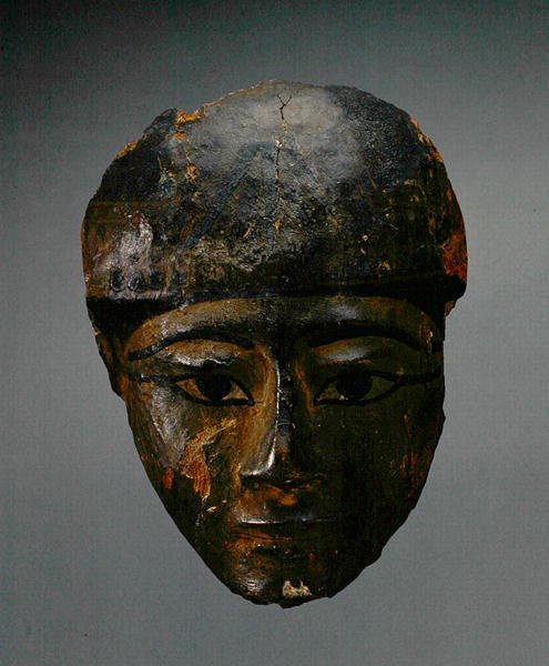 Máscara de um caixão, New Kingdom (madeira gessoed e pintada) de Egyptian 19th Dynasty
