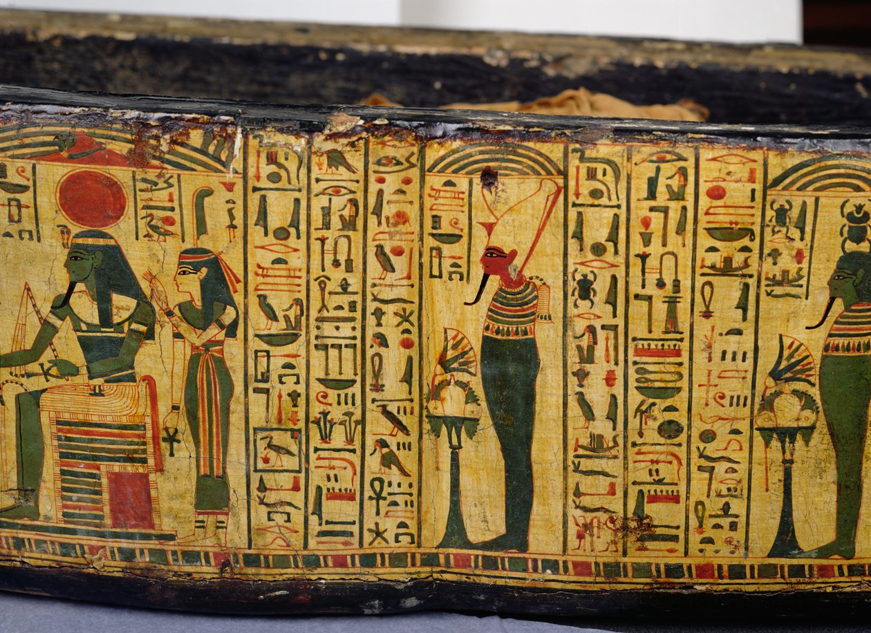 Detalhe da base exterior do caixão da múmia de Nesyamun, possivelmente encontrada em Deir El-Bahri, New Kingdom, c.1100 BC (madeira pintada) de Egyptian 20th Dynasty