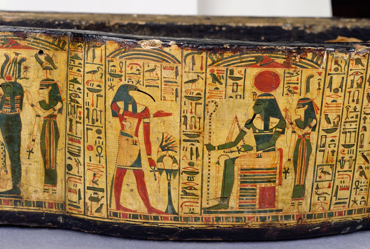 Detalhe da base exterior do caixão da múmia de Nesyamun, possivelmente encontrada em Deir El-Bahri, New Kingdom, c.1100 BC (madeira pintada) de Egyptian 20th Dynasty