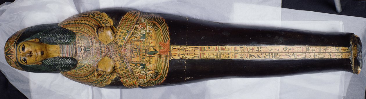 Tampa interior da múmia de Nesyamun, possivelmente encontrada em Deir El-Bahri, New Kingdom, c.1100 BC (madeira pintada) de Egyptian 20th Dynasty