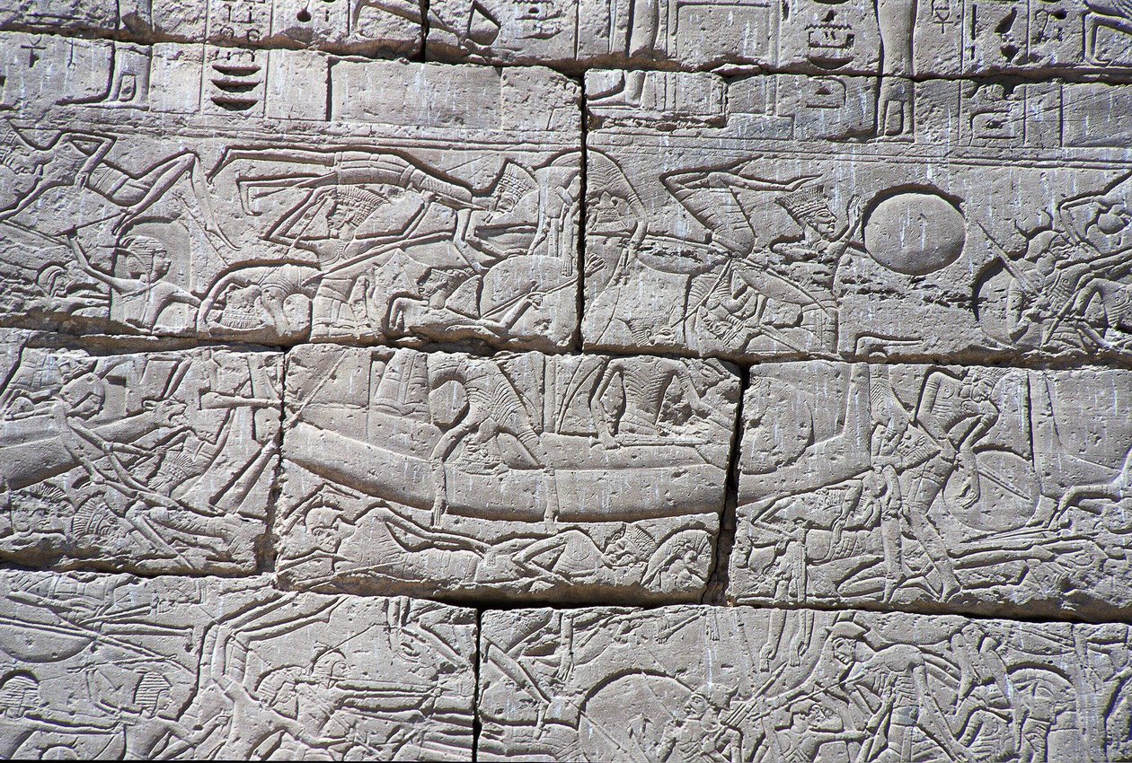 O povo do mar, Batalha Naval de Ramsés III, Medinet Habu, 1195-64 aC de Egyptian 20th Dynasty