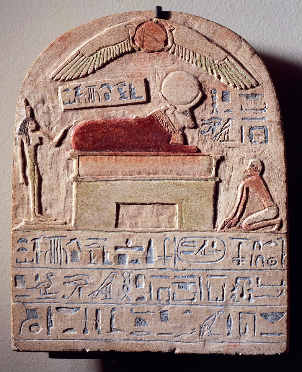 Estela calcária pintada de deus Apis de Egyptian 21st Dynasty
