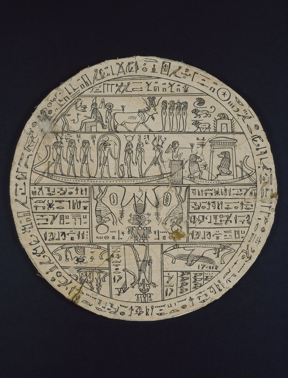 Disco amulético (hipocéfalo) feito para Tasheritenkhonsu, c.664-525 aC (linho e gesso) de Egyptian 26th Dynasty