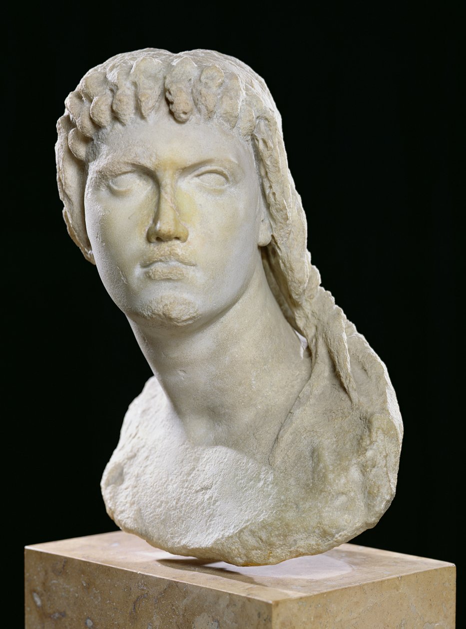 Busto de Cleópatra II (172-116 AC) ou de sua filha Cleópatra III (141-101 AC) (mármore) de Egyptian Ptolemaic Period
