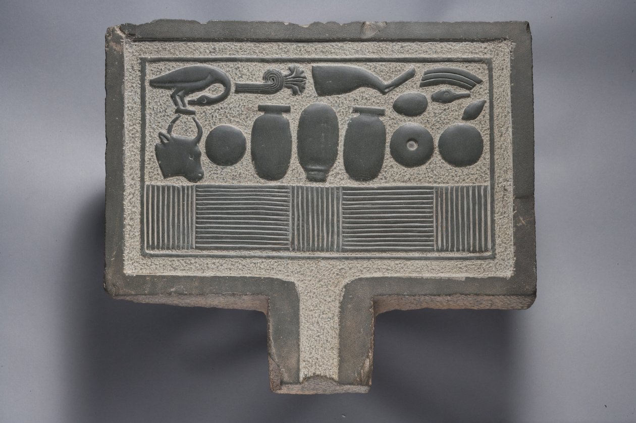 Oferta de mesa (greywacke) de Egyptian Ptolemaic Period