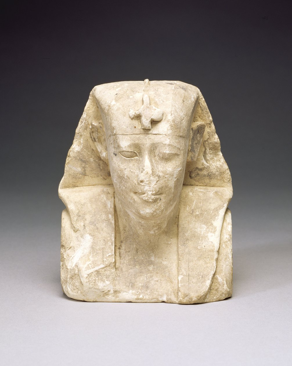 Escultores modelo de um rei, possível Ptolomeu I ou II (calcário) de Egyptian Ptolemaic Period