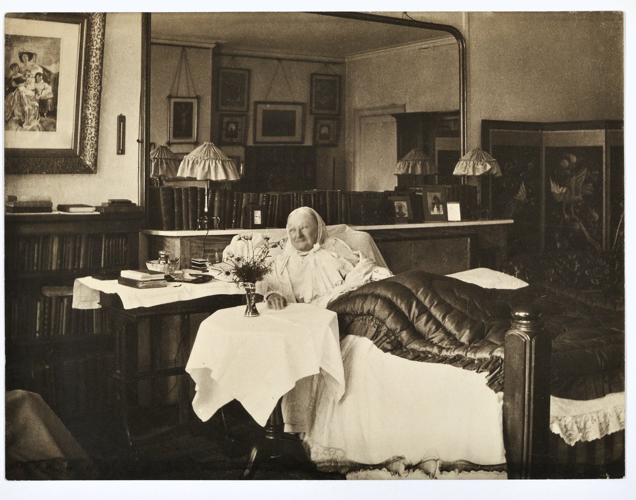 Florence Nightingale na cama, 1906 de Elizabeth Bosanquet