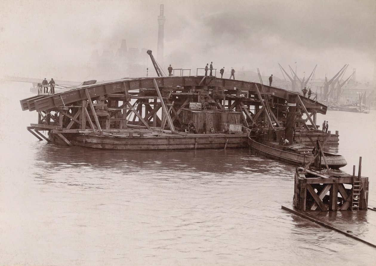 Construção da Ponte Vauxhall, Londres, 1903-1904 de Emberson and Sons