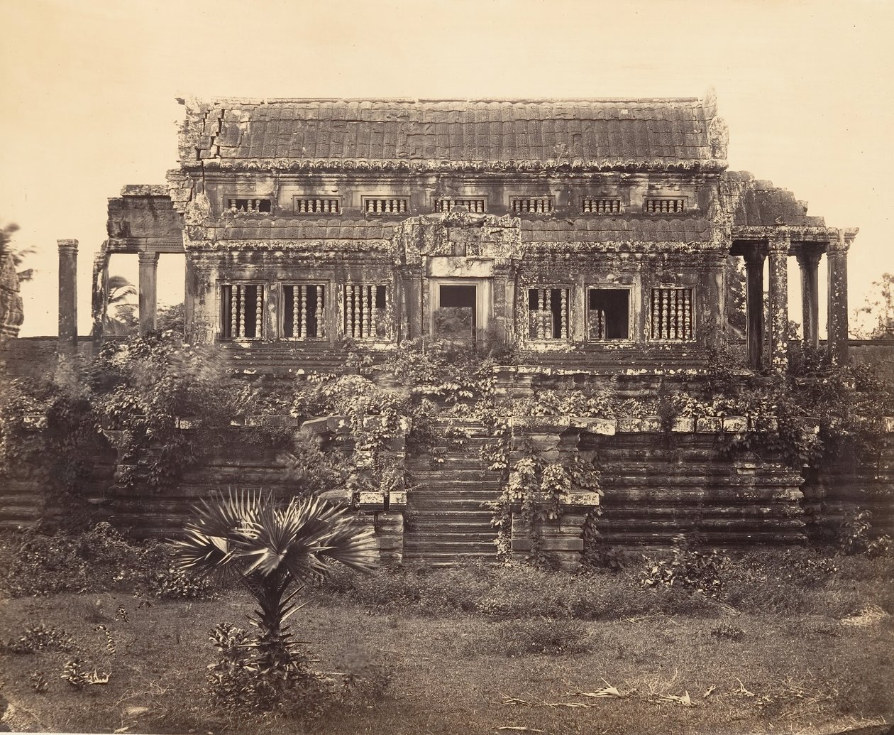 Grande Pagode - Edícula Norte, 1866. de Emile Gsell