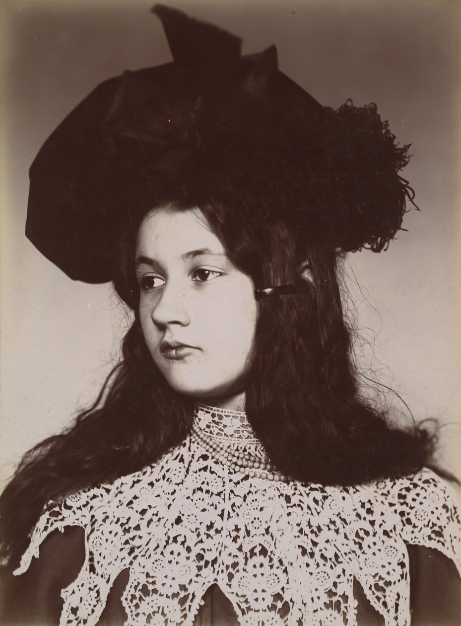 Denise Zola, c. 1900. de Emile Zola