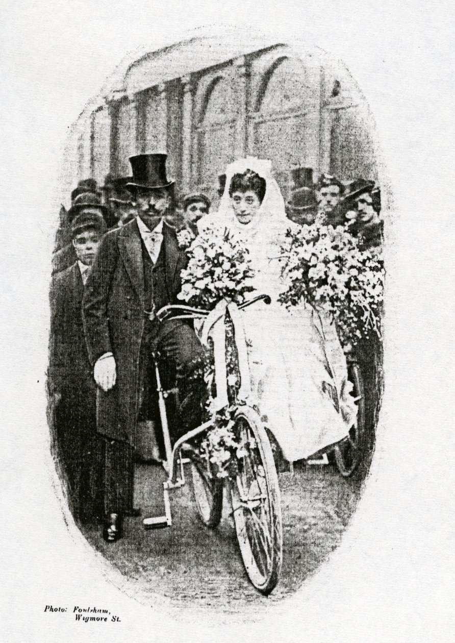 Um casamento de bicicleta de English Photographer
