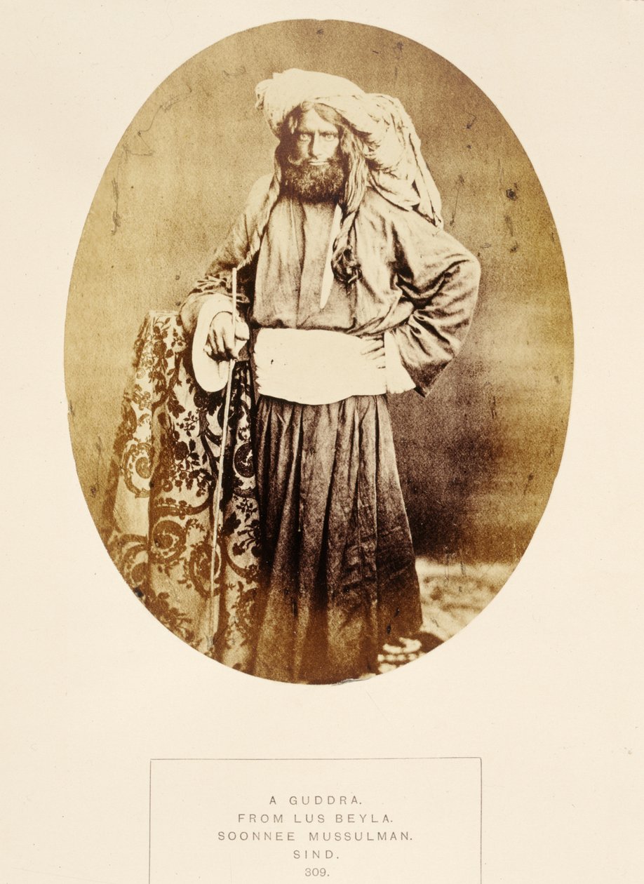 Um Guddra, de Lus Beyla, Soonnee Mussulman, Sind, de The People of India, de J. Forbes Watson, publicado em 1868 (impressão de albuquer) de English Photographer