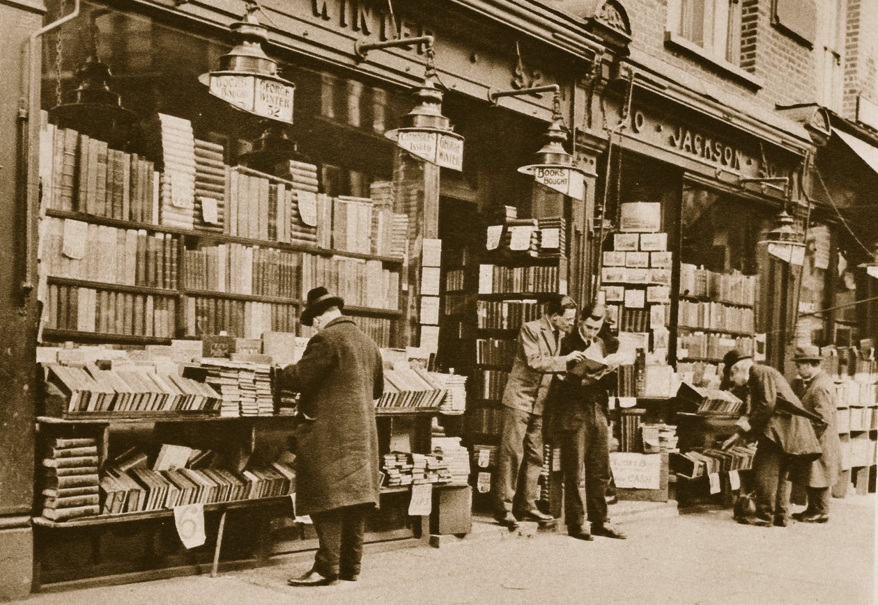 Uma livraria de segunda mão, Charing Cross Road (foto sépia) de English Photographer