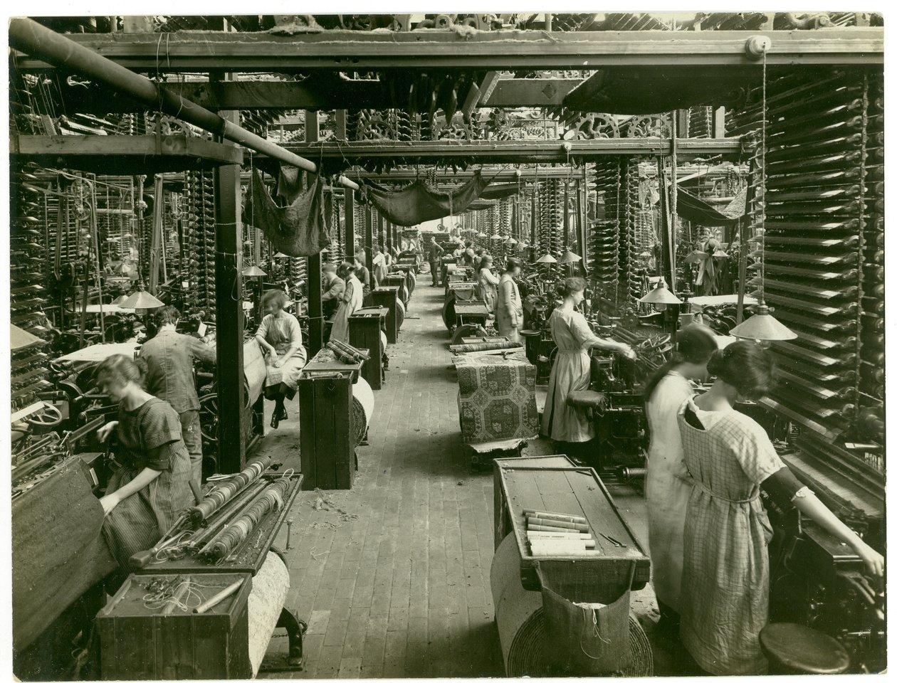 Axminster tecelagem, fábrica de tapetes, 1923 de English Photographer