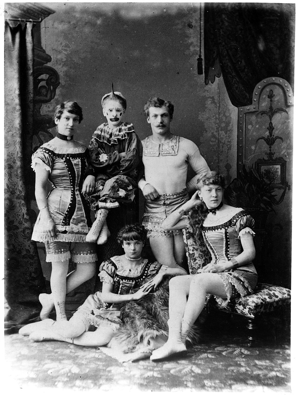 Artistas de circo de English Photographer