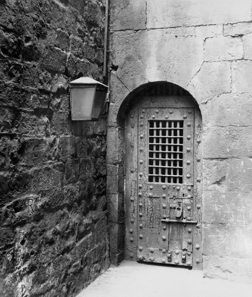 Porta para a prisão de Newgate de English Photographer