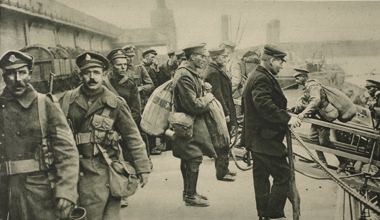 Atiradores da RFA pousam em Dover após quatro anos e meio de serviço de guerra no exterior, 1919 de English Photographer