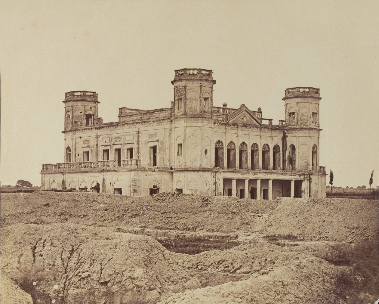 Palácio indiano, c.1858 de English Photographer