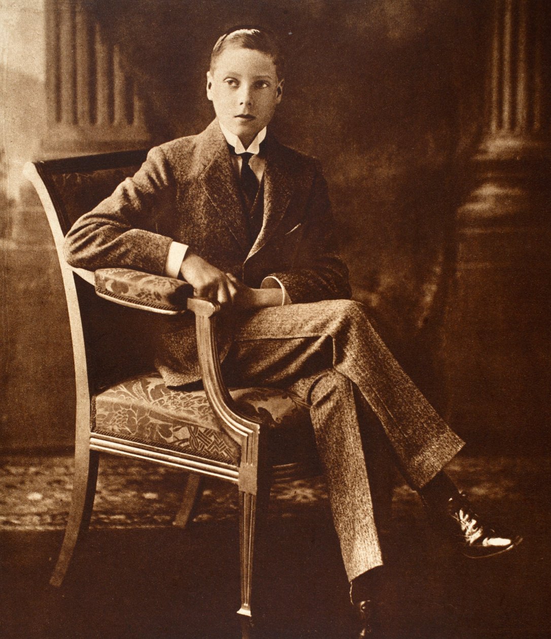 Rei Edward VIII com a idade de dezesseis anos, 1910 de English Photographer