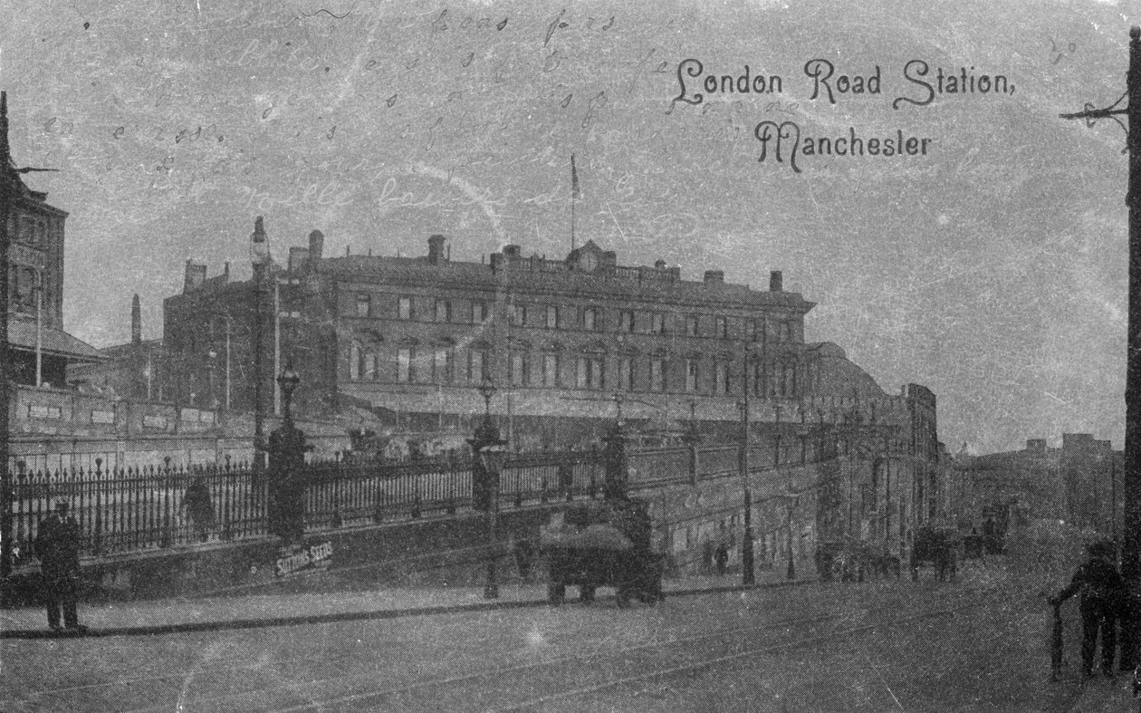Estação de London Road, Manchester, c.1910 de English Photographer