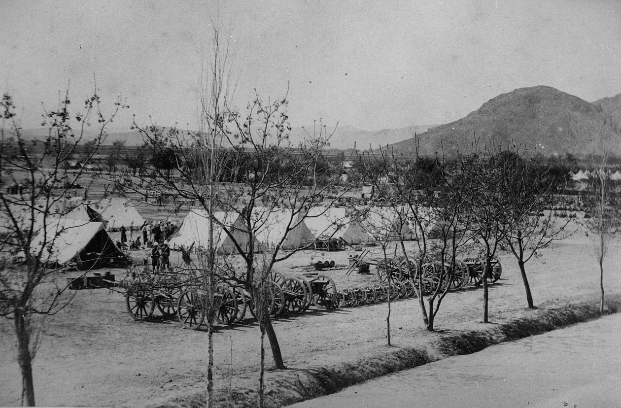 Acampamento militar durante a Segunda Guerra Anglo-Afegã, 1878-80 de English Photographer
